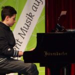 Klavier II on stage