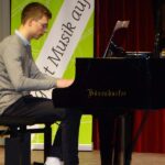 Klavier II on stage