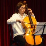 Violoncello on stage