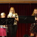 Holzbläser Minis on stage
