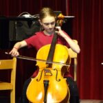 Violoncello on stage