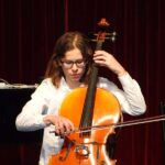 Violoncello on stage