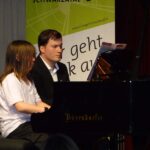 Klavier & Gesang on stage
