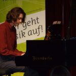 Klavier & Gesang on stage