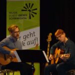 E-Gitarre, E-Bass & Gitarre on stage