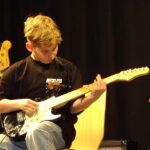 E-Gitarre, E-Bass & Gitarre on stage