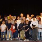 E-Gitarre, E-Bass & Gitarre on stage