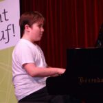 Gesang & Klavier on stage