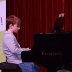 Gesang & Klavier on stage