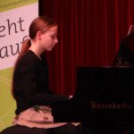 Gesang & Klavier on stage