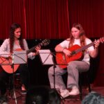 Gitarre & Zither on stage