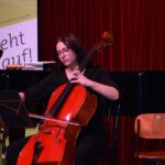 Violoncello on stage