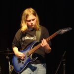 E-Gitarre, E-Bass & Gitarre on stage